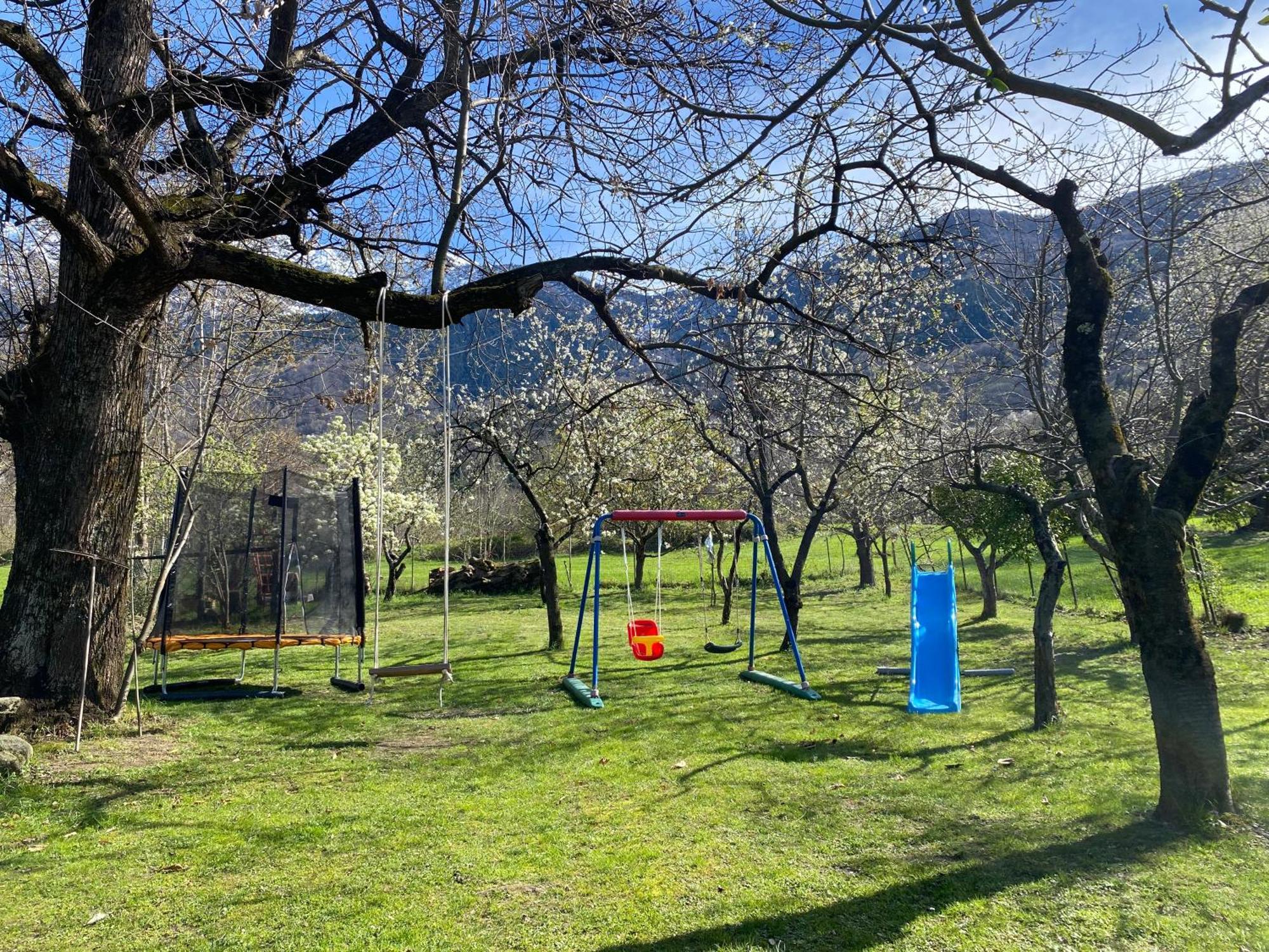 Tenuta Pozzi Villa Colico Exterior foto